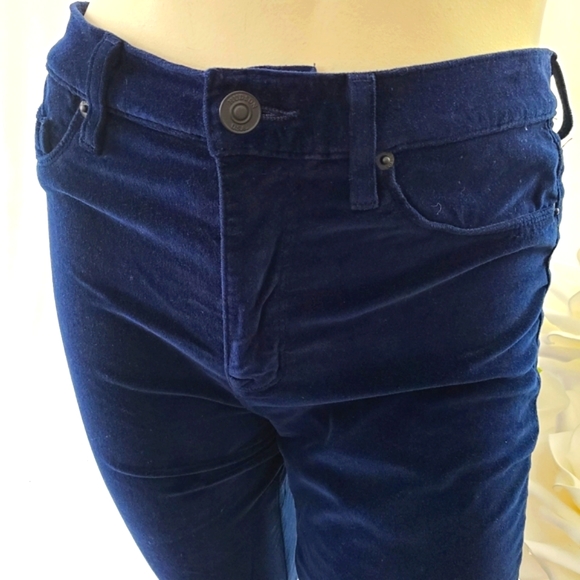 Navy Blue High Rise Velvet Pants - Picture 4 of 9